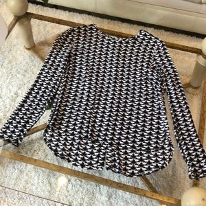 H&M flowy black shirt with cat pattern